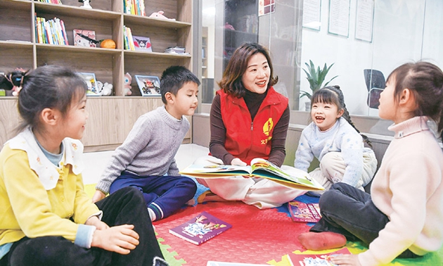 堅持人民至上 創造歷史偉業